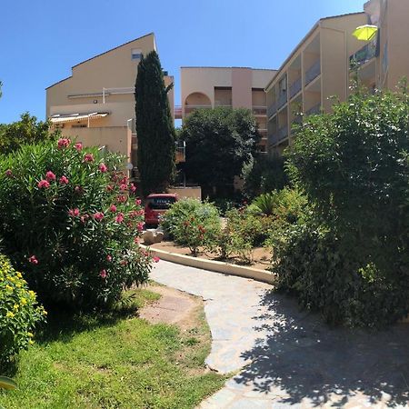 דירות קאלבי Duplex Renove Les Pieds Dans L'Eau מראה חיצוני תמונה